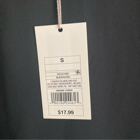 A New Day black tank top - Picture 5 of 5